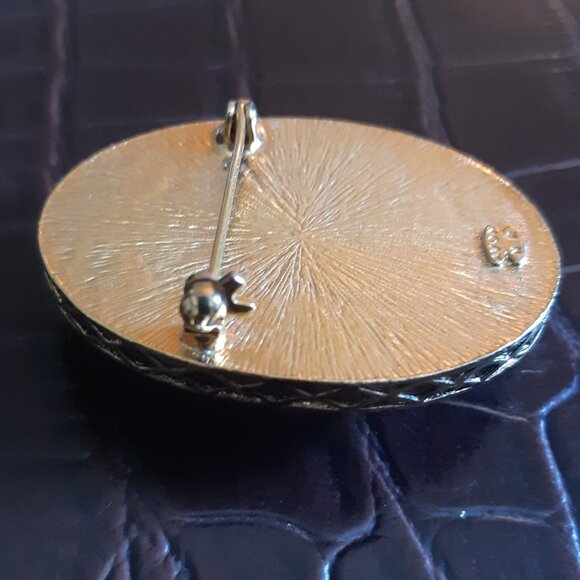 1980s Nina Ricci Signed AVON, Cameo Blue Rose Brooch - Picture 10 of 11